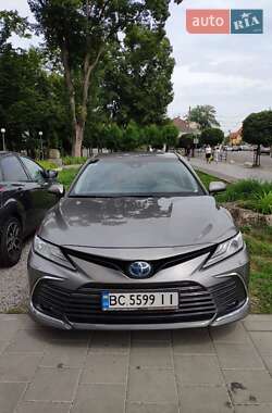 Седан Toyota Camry 2022 в 