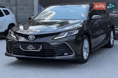 Седан Toyota Camry 2021 в 