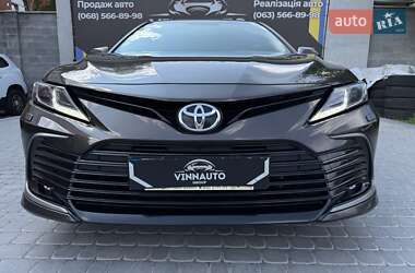 Седан Toyota Camry 2021 в 