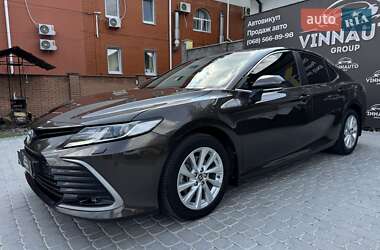 Седан Toyota Camry 2021 в 