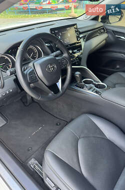 Седан Toyota Camry 2022 в 
