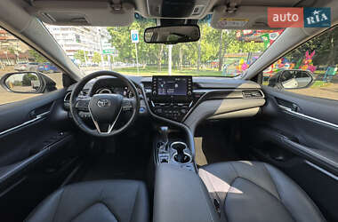 Седан Toyota Camry 2022 в 
