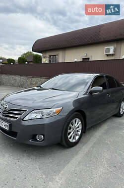 Седан Toyota Camry 2011 в Шепетовке