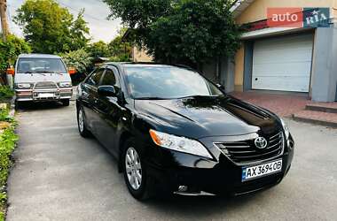 Седан Toyota Camry 2008 в Киеве