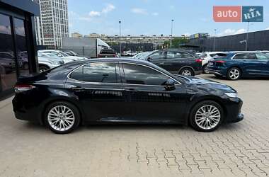 Седан Toyota Camry 2020 в 