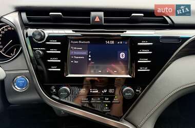 Седан Toyota Camry 2020 в 