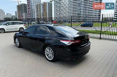 Седан Toyota Camry 2020 в 