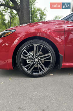 Седан Toyota Camry 2024 в 