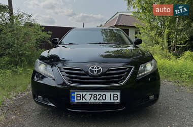 Седан Toyota Camry 2008 в 