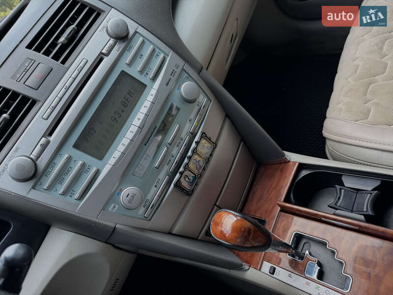 Седан Toyota Camry 2008 в Кременце