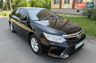 Седан Toyota Camry 2015 в Кривом Роге