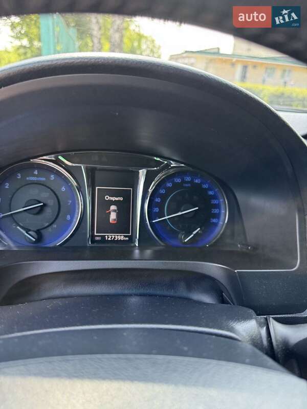 Седан Toyota Camry 2016 в Першотравенске фото 13 Седан Toyota Camry 2016 в Першотравенске