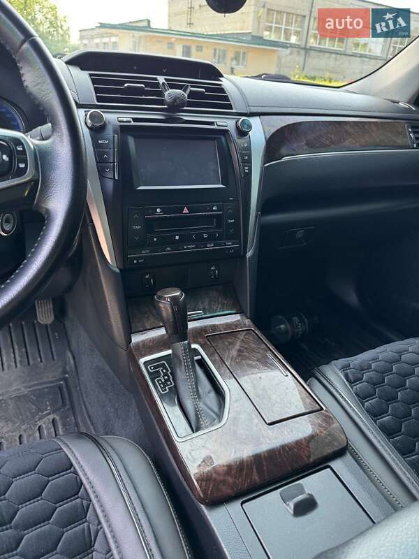 Седан Toyota Camry 2016 в Першотравенске фото 17 Седан Toyota Camry 2016 в Першотравенске