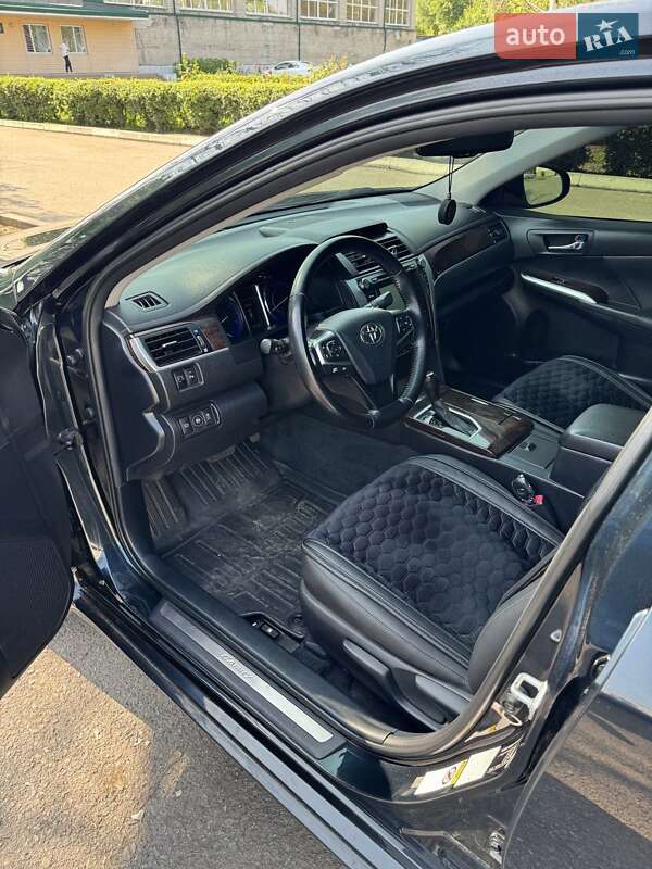 Седан Toyota Camry 2016 в Першотравенске фото 49 Седан Toyota Camry 2016 в Першотравенске