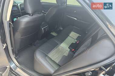 Седан Toyota Camry 2016 в 