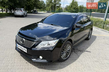 Седан Toyota Camry 2012 в Кам'янському