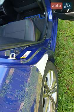 Седан Toyota Camry 2016 в 