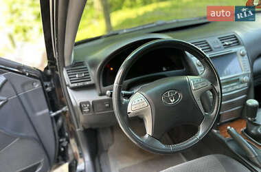 Седан Toyota Camry 2007 в 