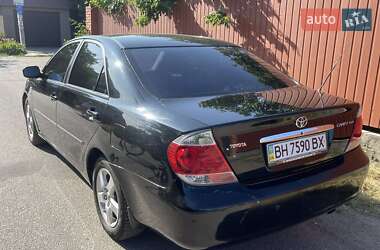Седан Toyota Camry 2005 в 