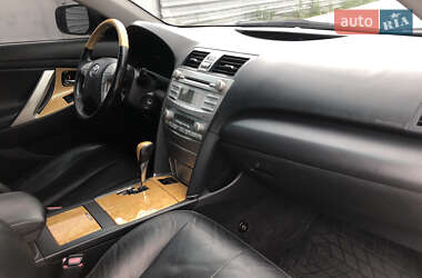 Седан Toyota Camry 2006 в 