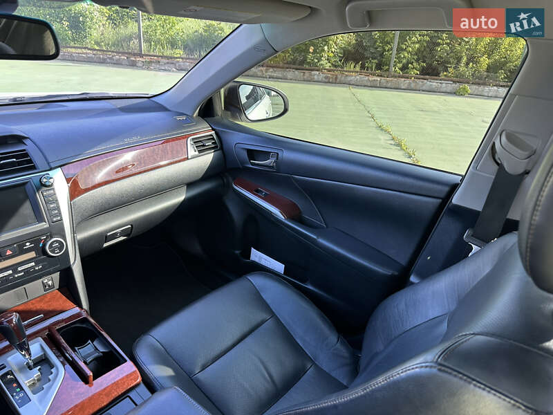 Седан Toyota Camry 2012 в Харькове