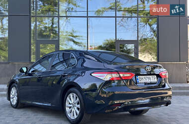Седан Toyota Camry 2017 в 