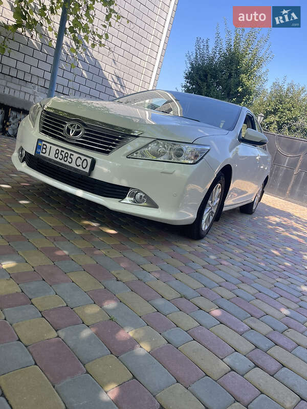 Toyota Camry 2014