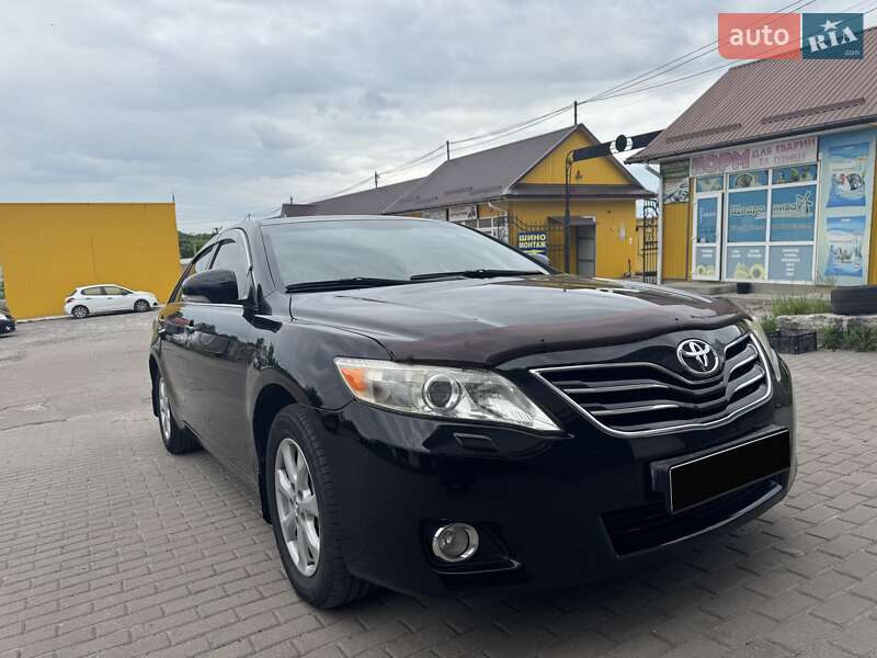 Седан Toyota Camry 2011 в Рівному фото 3 Седан Toyota Camry 2011 в Рівному