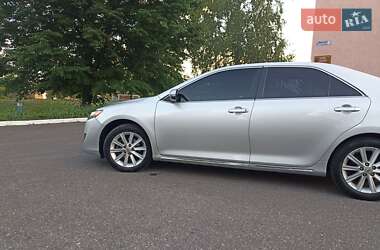 Седан Toyota Camry 2012 в 