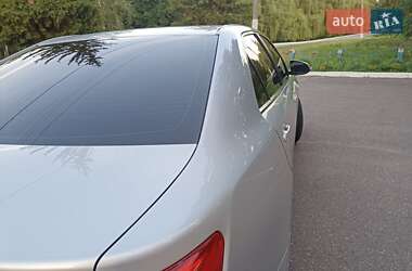 Седан Toyota Camry 2012 в 