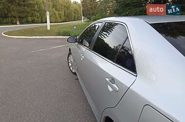 Седан Toyota Camry 2012 в 