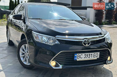 Седан Toyota Camry 2016 в 