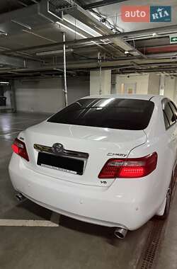 Седан Toyota Camry 2009 в 