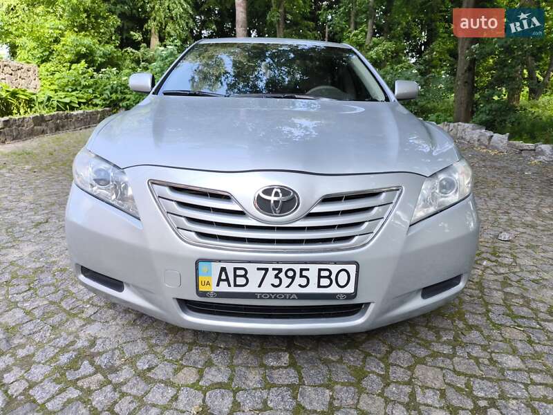 Седан Toyota Camry 2008 в Козятині