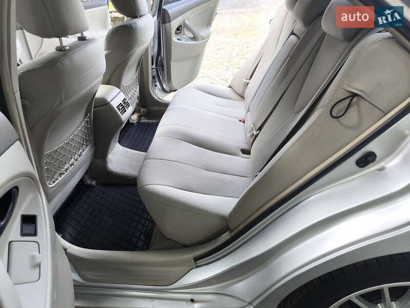 Седан Toyota Camry 2008 в Козятині