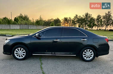Седан Toyota Camry 2013 в 