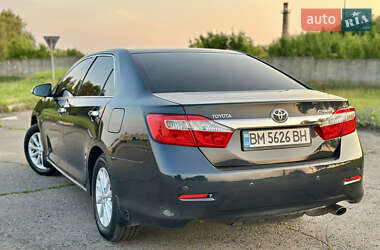 Седан Toyota Camry 2013 в 