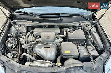 Седан Toyota Camry 2013 в 
