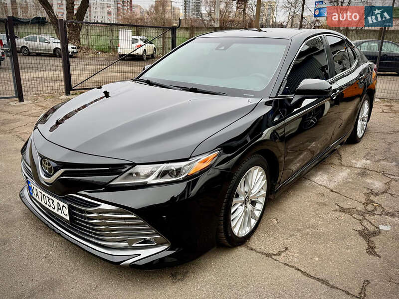 Toyota Camry 2017