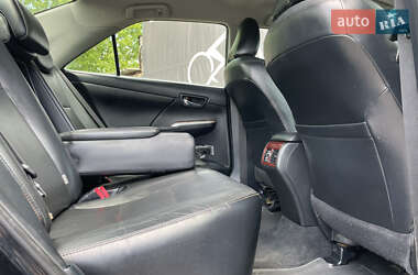 Седан Toyota Camry 2012 в 