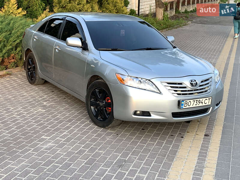 Седан Toyota Camry 2006 в Збаражі