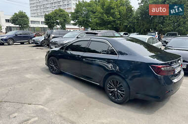 Седан Toyota Camry 2012 в 