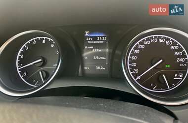 Седан Toyota Camry 2020 в 