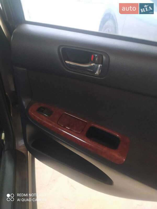 Седан Toyota Camry 2003 в Ізюмі