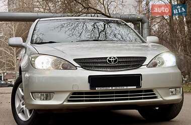 Седан Toyota Camry 2006 в 