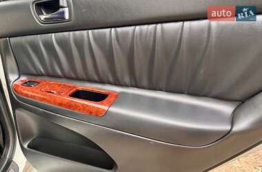 Седан Toyota Camry 2006 в 