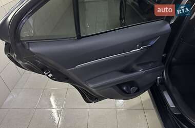 Седан Toyota Camry 2022 в 