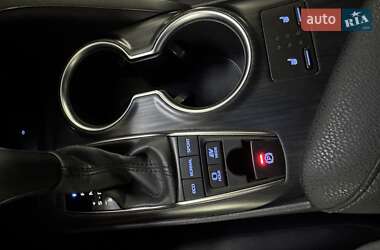 Седан Toyota Camry 2022 в 