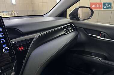 Седан Toyota Camry 2022 в 