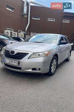 Седан Toyota Camry 2006 в Києві